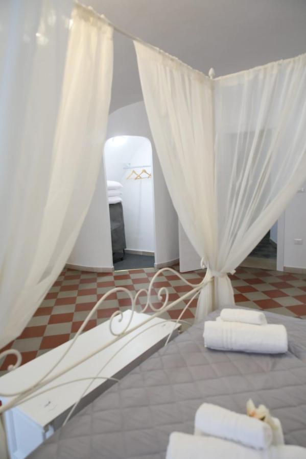 La Maison Piazza Del Popolo Manfredoine Extérieur photo