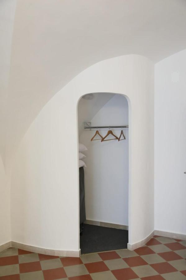 La Maison Piazza Del Popolo Manfredoine Extérieur photo